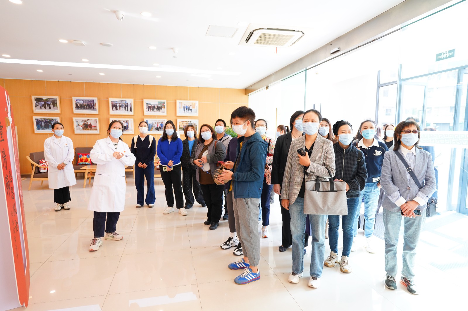 3四福院参观1(1).jpg 3四福院参观1(1).jpg