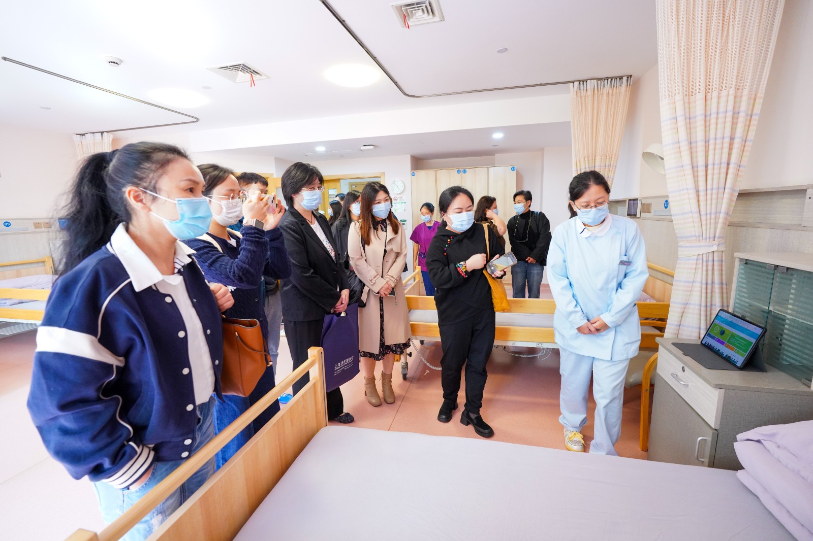 4四福院参观2(1).jpg 4四福院参观2(1).jpg